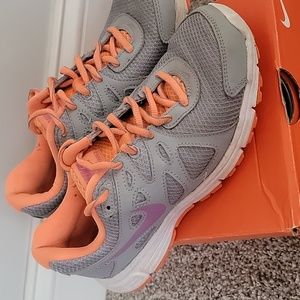 Nike Revolution 2 orange/pink